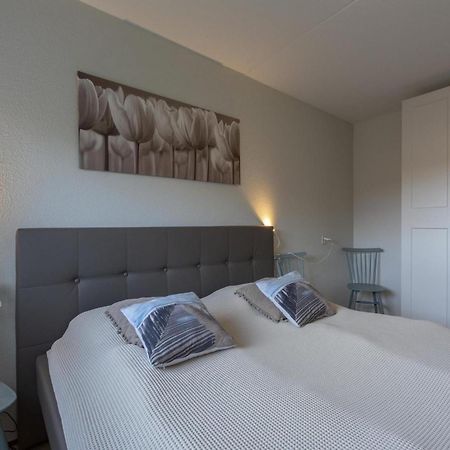 Stunning Apartment Near Sea By Belvilla Julianadorp Extérieur photo